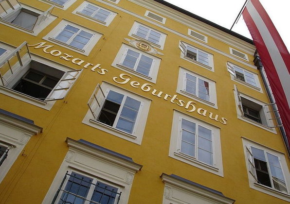 Дом, где жили Моцарты в Зальцбурге